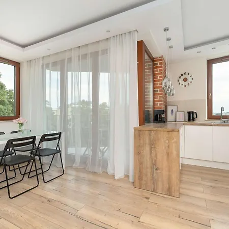 Family With Balcony And Underground Parking In Cracow By Renters *